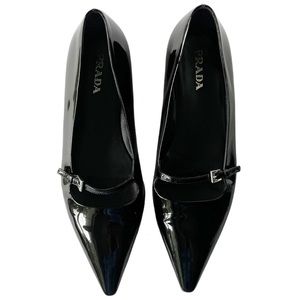 Prada Pointed Toe Patent Leather Mary Jane | 40 probably a size 9 US